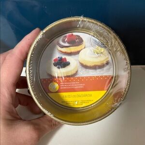 Wilton Gold Mini Springform Pan